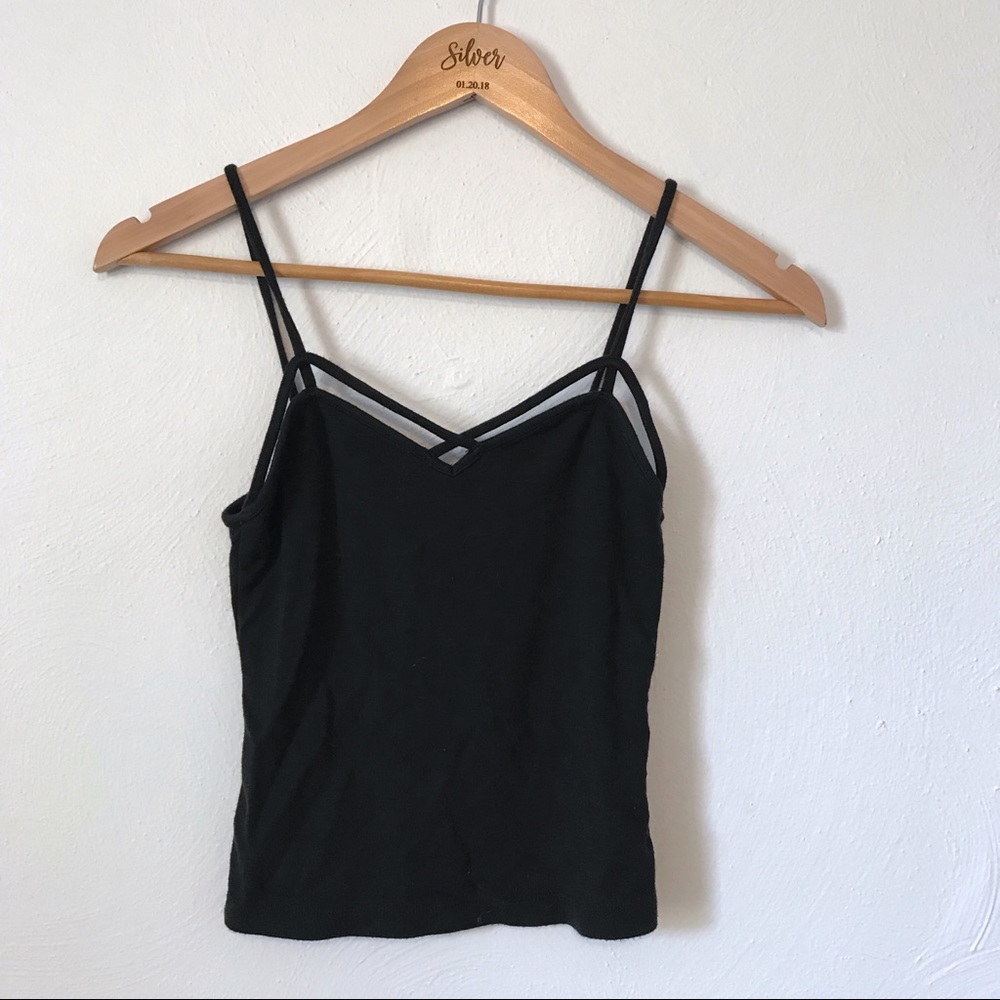 Cropped Strappy Tank - Picture 2 of 4